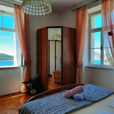 Apartment Kirigin - One Bedroom With Terrace And Sea View Ive - First Floor Dubrovnik