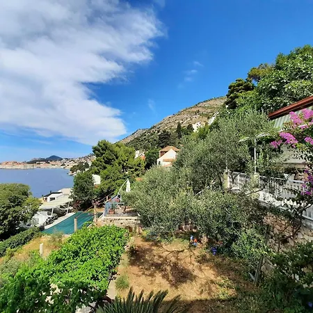 Kirigin - One Bedroom With Terrace And Sea View Ive - First Floor Apartment Dubrovnik