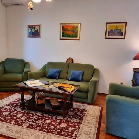 Kirigin - One Bedroom With Terrace And Sea View Ive - First Floor Apartment *