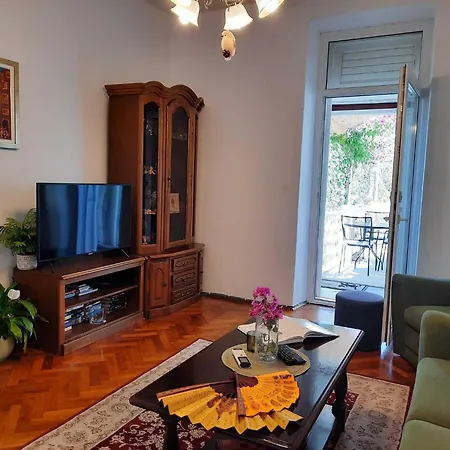 Apartment Kirigin - One Bedroom With Terrace And Sea View Ive - First Floor *